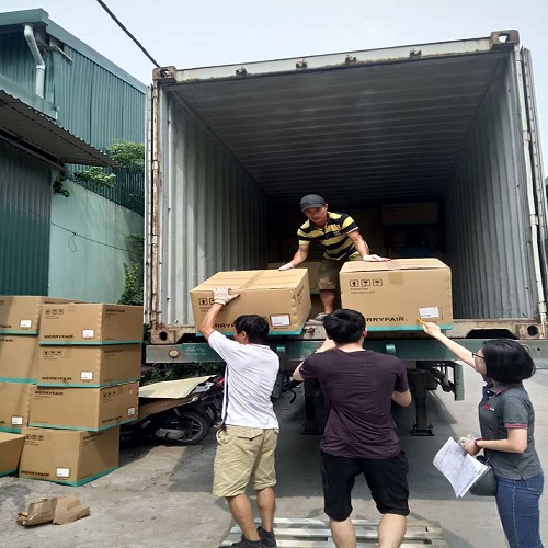 Bốc Vác Hàng Hóa chuyên nghiệp tại Hà Nội - Dịch vụ bốc vác hàng hóa container giá rẻ, chuyên nghiệp